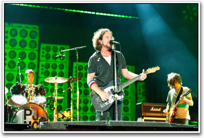 

Pearl Jam Photographic Paper(12 inch X 18 inch)