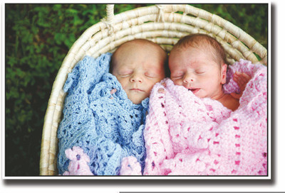 

Posterhouzz Two cute babies in basket Fine Art Print(12 inch X 18 inch, Rolled)