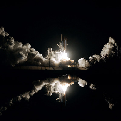 

Oshi - Columbia Space Shuttle Paper Print(12 inch X 18 inch, Stretched)
