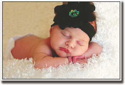 

Posterhouzz Cute Baby with black bow Fine Art Print(12 inch X 18 inch, Rolled)