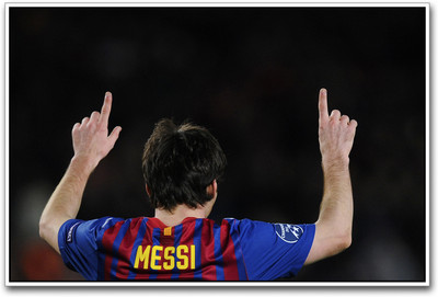

Lionel Messi Football Photographic Paper(12 inch X 18 inch)