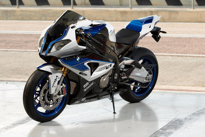 Posterhouzz BMW Bike Poster Paper Print(12 inch X 18 inch, Rolled)