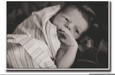 

Posterhouzz Cute baby b&w APS1985 Fine Art Print(12 inch X 18 inch, Rolled)
