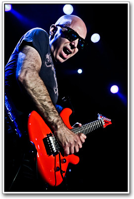 

Joe Satriani Photographic Paper(18 inch X 12 inch)