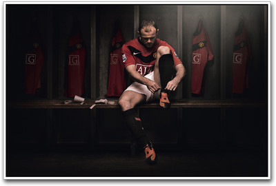 

Wayne Rooney football player Paper Print(12 inch X 18 inch)