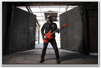 

Joe Satriani Photographic Paper(12 inch X 18 inch)
