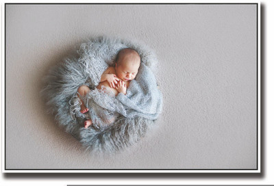 

Posterhouzz Sweet little baby Fine Art Print(12 inch X 18 inch, Rolled)