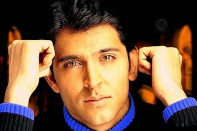 

Hrithik Roshan Bollywood Actor Paper Print(12 inch X 18 inch, Rolled)
