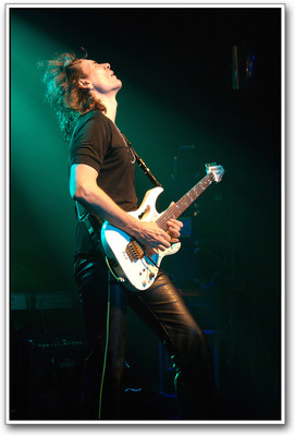 

Steve Vai Photographic Paper(18 inch X 12 inch)