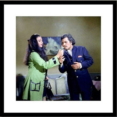 Buy Rajesh Khanna and Yogeeta Bali in Ajnabee Photographic Paper 10 inch X 10 inch on Flipkart PaisaWapas