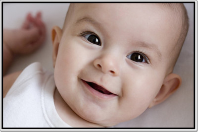 

Posterhouzz Baby Cute Look Poster Paper Print(12 inch X 18 inch, Rolled)