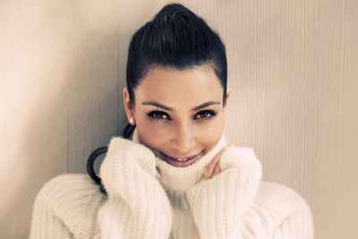 

Posterhouzz Kim Kardashian Poster Paper Print(12 inch X 18 inch, Rolled)