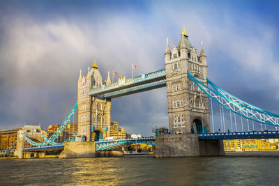 London Bridge Canvas Art(12 inch X 18 inch)