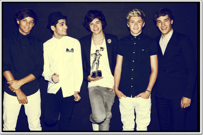 

Posterhouzz One Direction Poster Paper Print(12 inch X 18 inch, Rolled)