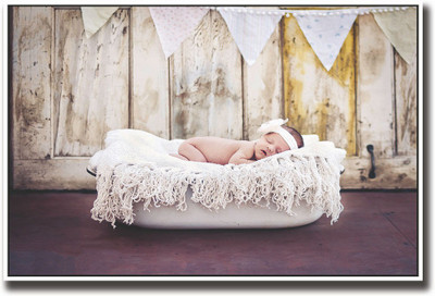 

Baby sleeping in tub Fine Art Print(12 inch X 18 inch, Rolled)