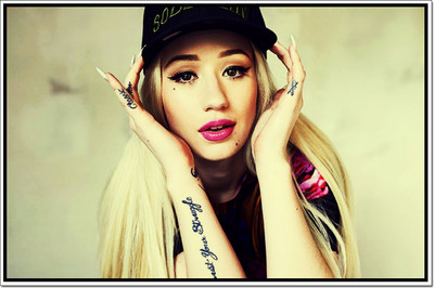 

Posterhouzz Iggy Azalea Poster Paper Print(12 inch X 18 inch, Rolled)