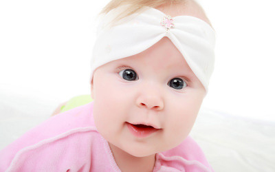 

Posterhouzz Cute Little Princess Wearing Band Photographic Paper(12 inch X 18 inch, Rolled)