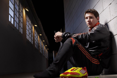 

Posterhouzz Lionel Messi Poster Paper Print(12 inch X 18 inch, Rolled)