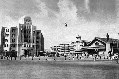

Churchgate, Bombay Canvas Art(10 inch X 15 inch, Rolled)