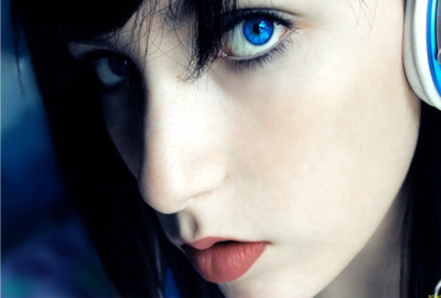 

Blue Eye Girl 3 Poster Paper Print(13 inch X 19 inch, Rolled)