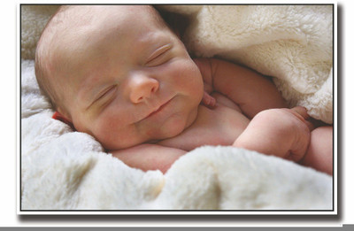 

Posterhouzz Baby sleeping in white blanket Fine Art Print(12 inch X 18 inch, Rolled)