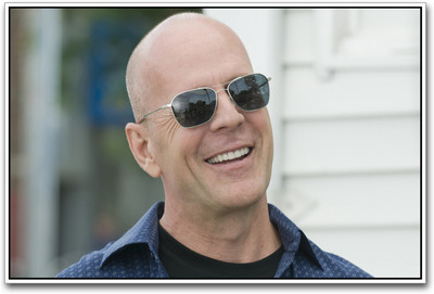 

Bruce Willis Paper Print(12 inch X 18 inch)