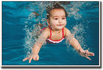 

Baby swimming Fine Art Print(12 inch X 18 inch, Rolled)