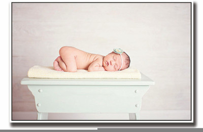 

Posterhouzz Baby sleeping on table Fine Art Print(12 inch X 18 inch, Rolled)
