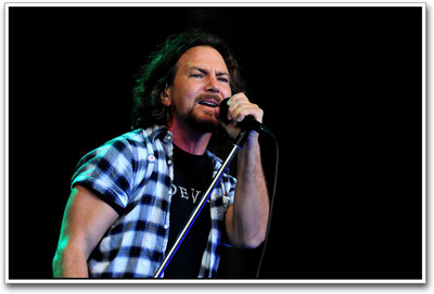 

Pearl Jam Photographic Paper(12 inch X 18 inch)