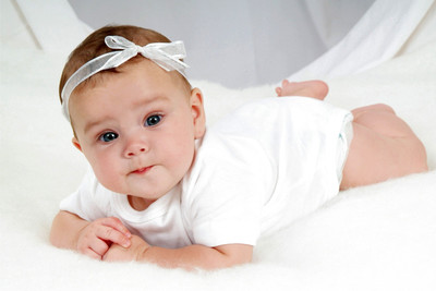 

Posterhouzz Baby's Love - Cute Little Princess Paper Print(12 inch X 18 inch, Rolled)