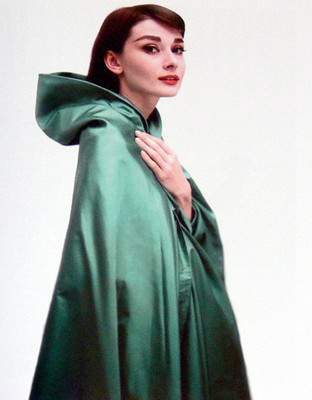 14% OFF on Audrey Hepburn Fine Art Print(15.376666666666667 inch X 12 inch)