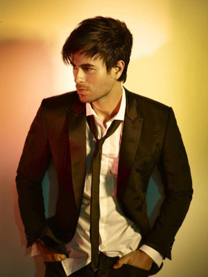 

Enrique Iglesias Fine Art Print(18 inch X 12 inch, Rolled)