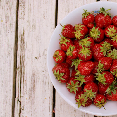 

Tallenge Christmas Collection - Strawberries - Half - Framed Photo Print For Gifting And Home And Office Décor On Photographic Paper(12 inch X 12 inch, Framed)