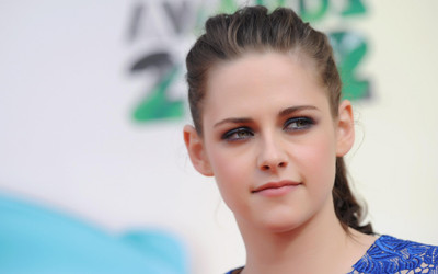 

Celebrity Kristen Stewart Actresses United States HD Wall Poster Paper Print(18 inch X 12 inch, Rolled)