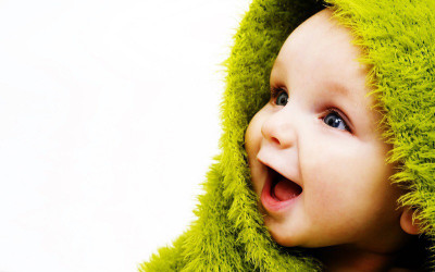 

Posterhouzz Cute Baby in Green Scarf Photographic Paper(12 inch X 18 inch, Rolled)