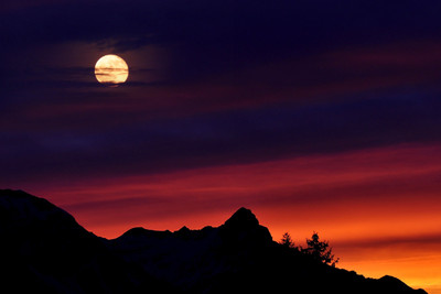 

Oshi - Beautiful Sunset Paper Print(12 inch X 18 inch, Stretched)