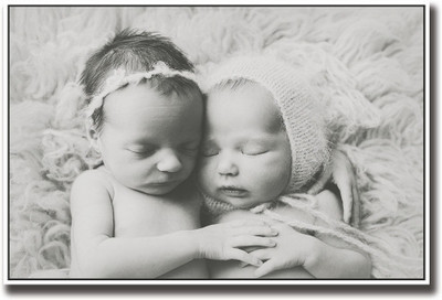 

Cute babies hugging b&w Fine Art Print(12 inch X 18 inch, Rolled)