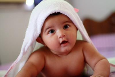

Posterhouzz Cute Baby In Towel Photographic Paper(12 inch X 18 inch, Rolled)