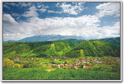 

City on Foothills Paper Print(12 inch X 18 inch)