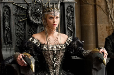 

Akhuratha Poster Movie Snow White And The Huntsman Charlize Theron Actress Face Style Fashion HD Wallpaper Background Fine Art Print(12 inch X 18 inch, Rolled)