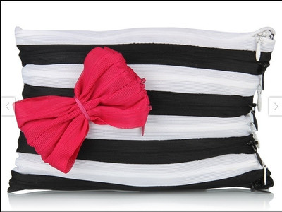 

Use Me Monochrome Pouch(Black, White)