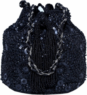 

Diwaah Handcrafted Potli(Black)