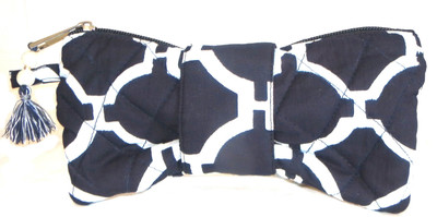 

Needlecrest BG04137HNYCMB Pouch(Black)