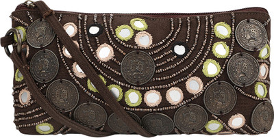 

Nandeetas Charoke Cosmetic Pouch(Brown)