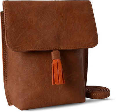 

Baggit Lmp Sia Upton Tan (Tan) Xl Mobile Pouch(Tan)