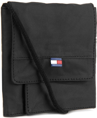 

Tommy Hilfiger Travel Companion Potli