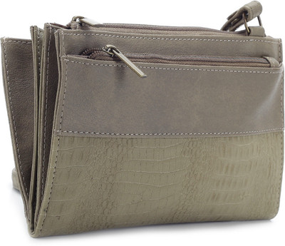 

Baggit MP Jade Moly Pouch(Green, Brown), Brown;green