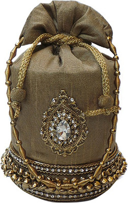 

Bhamini Ghungroo Batwa with Almond shape Brooch Potli(Gold)
