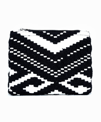 

Diwaah Handcrafted Pouch(Black)