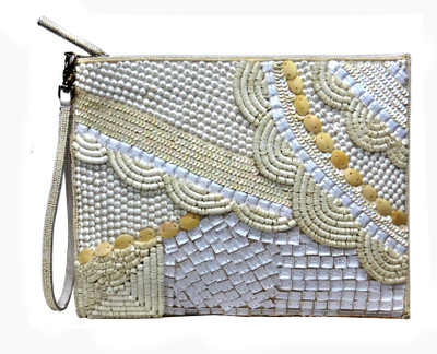 

Kawaii Off-White Beaded Zipper Pouch(White)